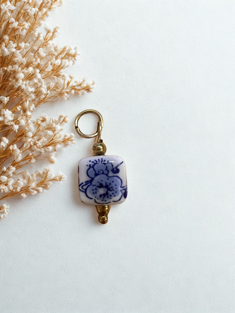 Blue Blanc Charm - Shans London